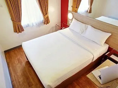 Hotel Red Planet Makati Amorsolo Makati City